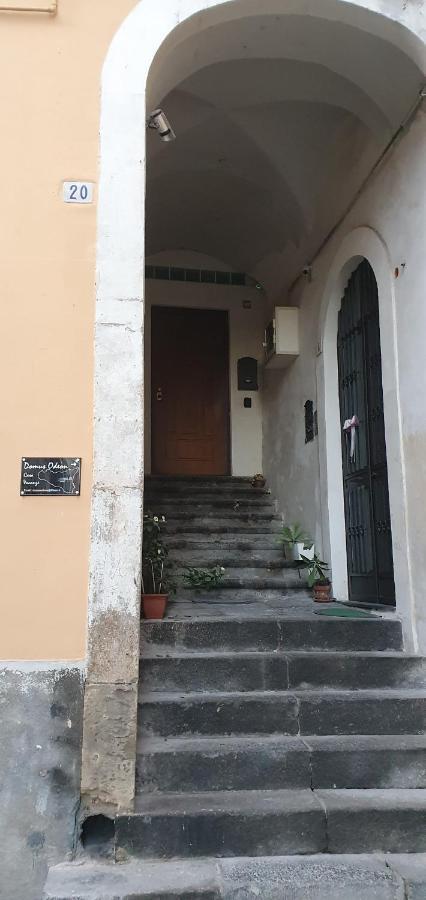 Domus Odeon La Casa Nel Parco Archeologico Di Catania Apartment Luaran gambar